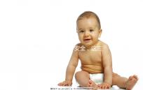 嬰兒床圍真不安全，這三大風險一個比一個可怕！